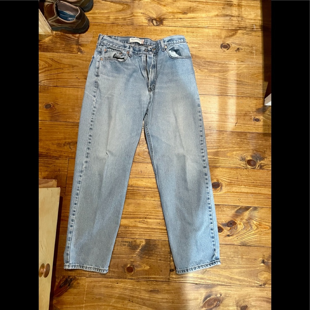 Levi’s relaxed fit men’s jeans
